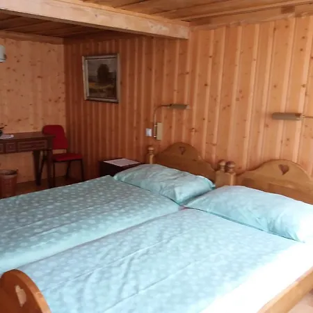 杜查莫伊斯酒店 酒店 莱提瓦